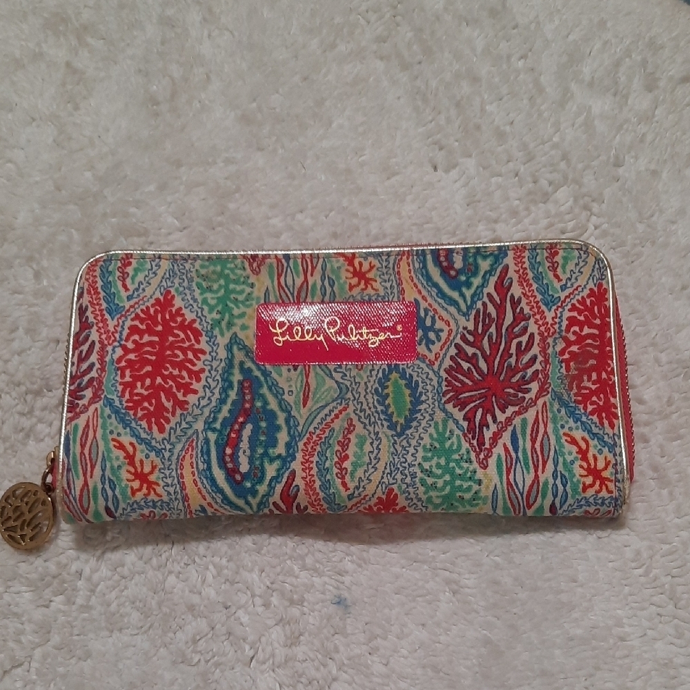 Lilly Pulitzer Vibrant Pattern Wallet